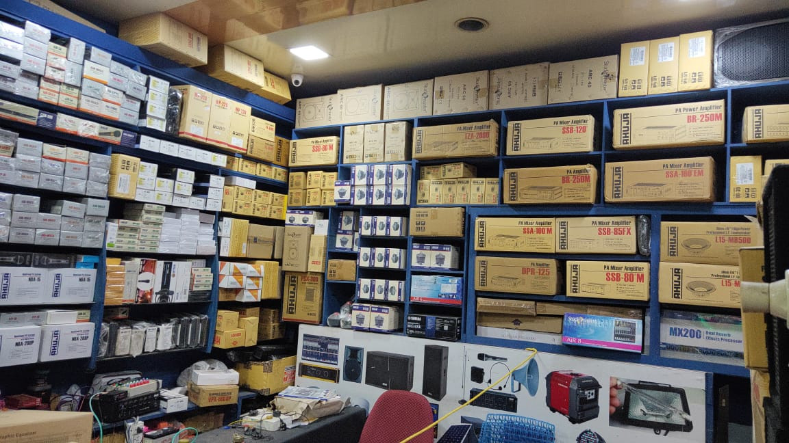 AHUJA SHOWROOM